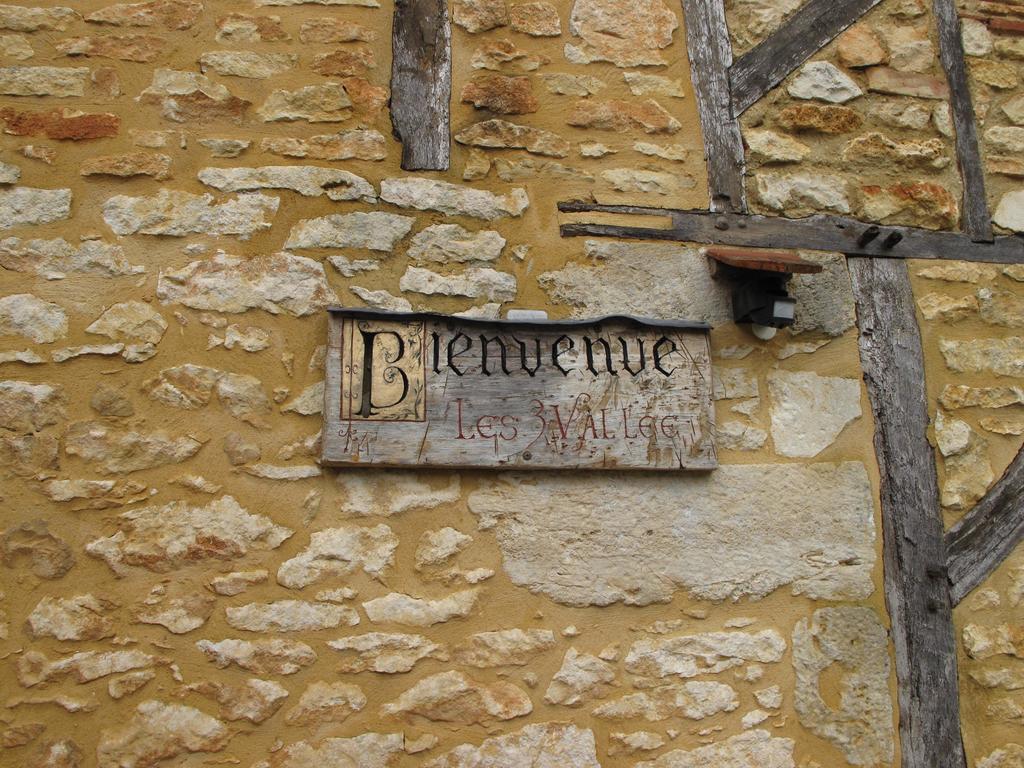 Gites Des 3 Vallees Salignac Eyvigues 外观 照片
