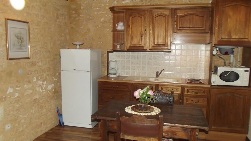Gites Des 3 Vallees Salignac Eyvigues 外观 照片