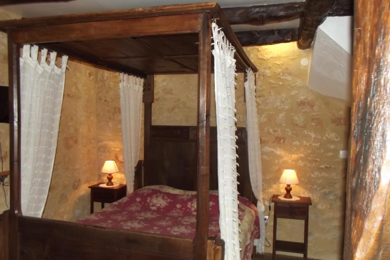 Gites Des 3 Vallees Salignac Eyvigues 外观 照片