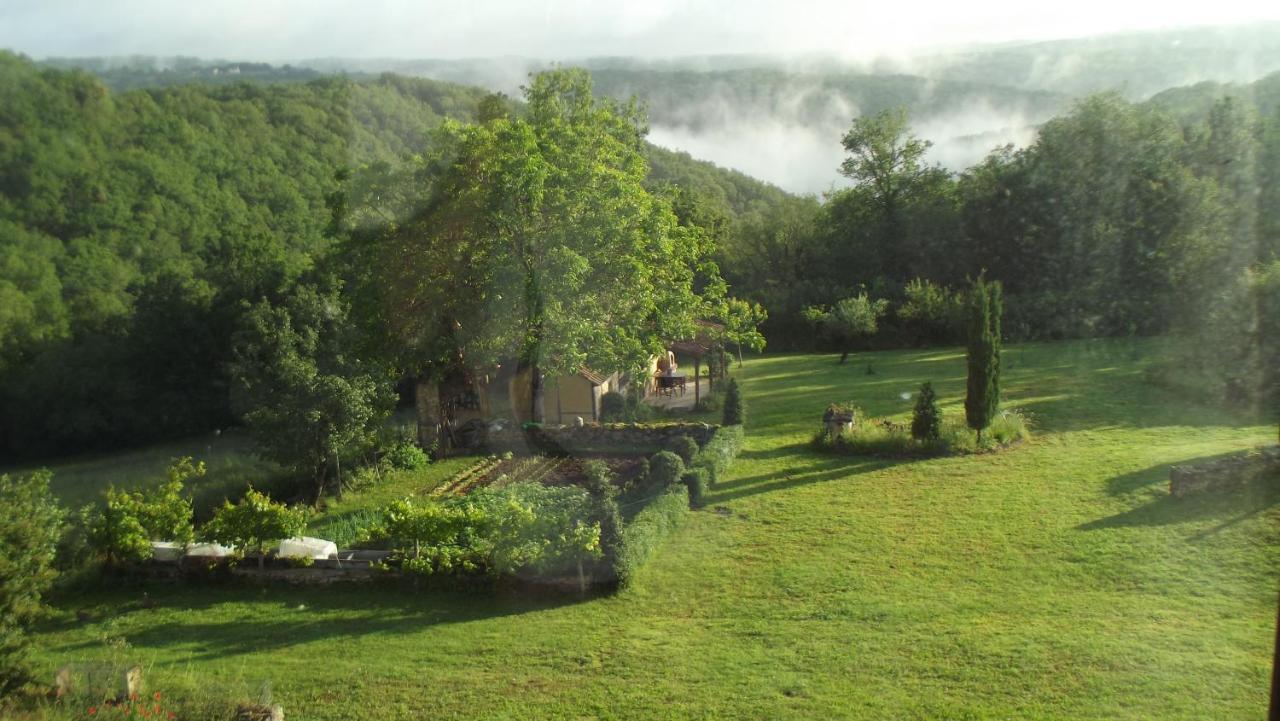 Gites Des 3 Vallees Salignac Eyvigues 外观 照片